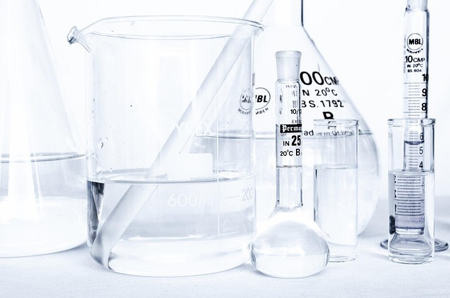 聚氨酯催化劑TMR-2對聚氨酯泡沫孔隙結構和物理機械性能的調控作用
