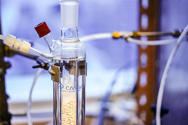 基于異辛酸鋅 CAS 136-53-8的聚氨酯反應型熱熔膠和密封膠配方優化
